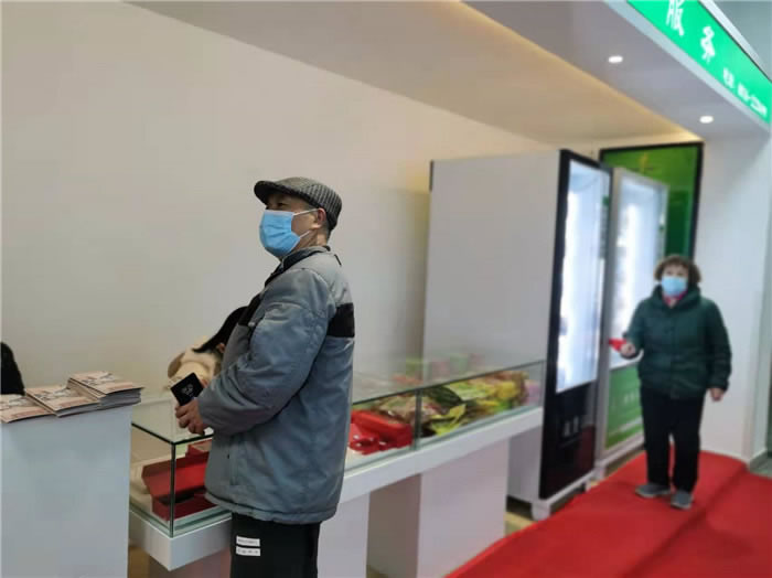 四川中青旅綿陽分社、綿陽市中旅假日旅行社、綿陽自來文化傳播有限公司24H自助售貨服務(wù)盛大開業(yè)