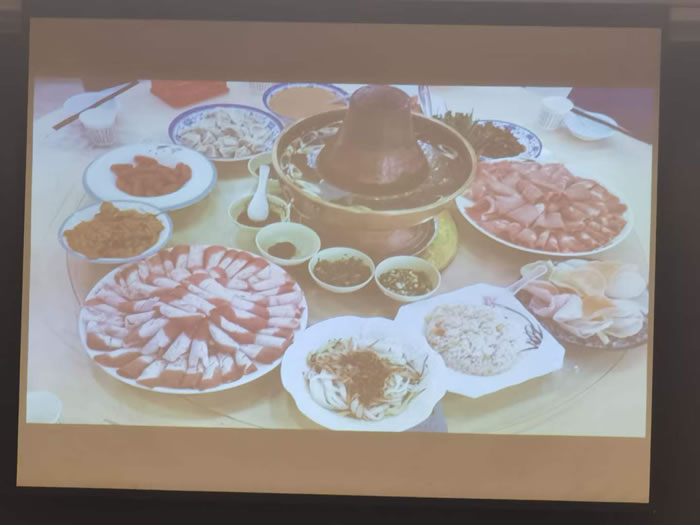 綿陽中旅行假日旅行社舉行胡楊林、南疆專列推薦會